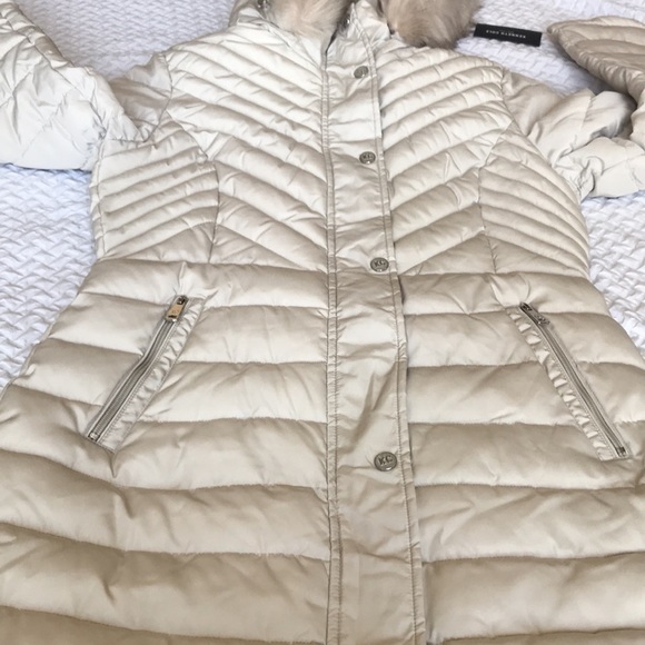 Kenneth Cole New York Quilted Puffer Jacket - Picture 5 of 16